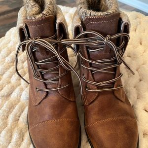 WOMENS BROWN BOOTIES